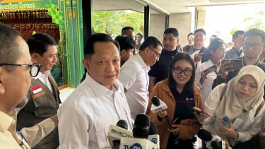 Surat Edaran Picu Kepanikan Antrean BBM Mengular di Kalbar, Mendagri Tito Buka Suara