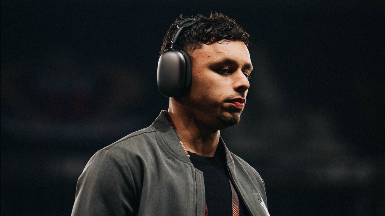 Misteri Pencoretan Dean James dari Timnas Indonesia: PSSI Sebut Karena Regulasi, Media Belanda Bongkar Fakta Berbeda, Mana yang Benar?
            - galeri foto