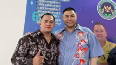 Kembali Viral Momen Akrab Hendrik Irawan Ajak Ivan Gunawan Keliling Dapur MBG Sebelum Dihujat Insentif Rp6 Juta