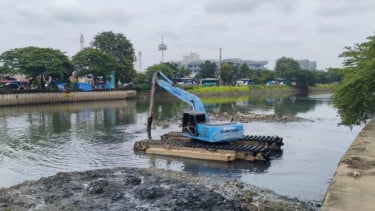 Cegah Banjir Dampak Cuaca Esktrem, Pemprov DKI Siapkan 1.205 Pompa