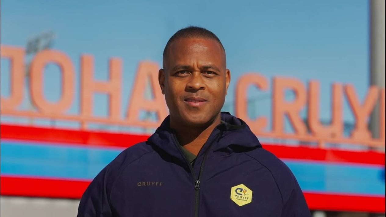 Sudah Jatuh Tertimpa Tangga! Usai Timnas Indonesia, Kini Suriname Gagal ke Piala Dunia 2026: Patrick Kluivert Masih Layak Jadi Pelatih Elite?
            - galeri foto