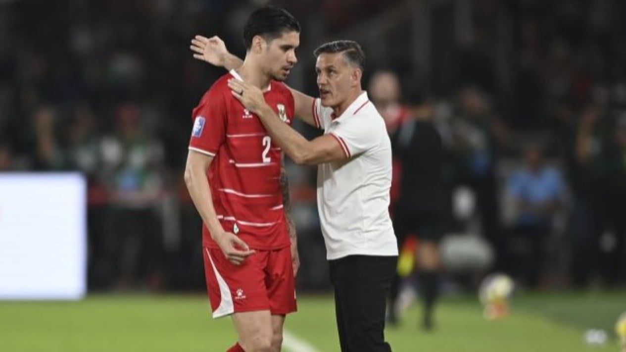 Blak-blakan Pelatih Bulgaria Sebut Kemenangan 10 Gol Tak Berguna, Lawan Timnas Indonesia yang Jadi Ujian Sebenarnya
            - galeri foto