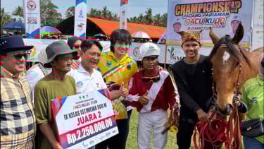 Ribuan Warga Padati Pembukaan Pacu Kudo 2026 di Padang Pariaman, Jefri Nichol Turut Hadir