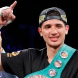 Rekap Hasil Tinju Dunia Hari Ini: Dihujani KO/TKO, Sebastian Fundora Pertahankan Gelar WBC Usai Pecundangi Keith Thurman