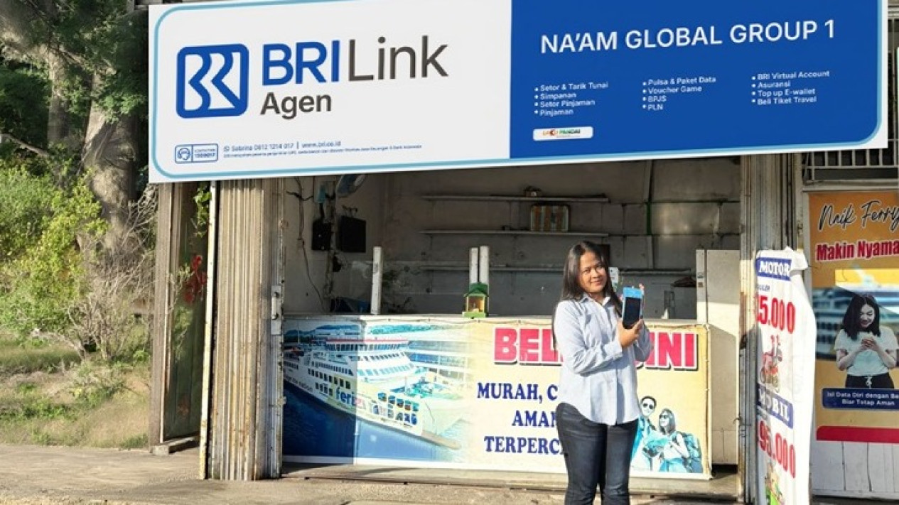 Kisah BRILink Agen di Bakauheni, Berawal dari Modal Usaha yang Terbatas hingga Menjadi Andalan Solusi Transaksi Masyarakat
            - galeri foto
