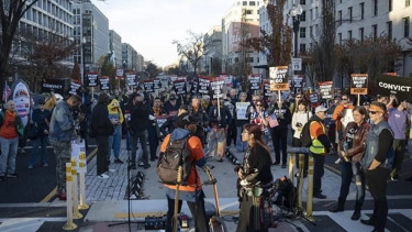 AS Bergejolak, Demo Besar "No Kings" di Berbagai Kota Tuntut Gulingkan Trump Imbas Perang Iran