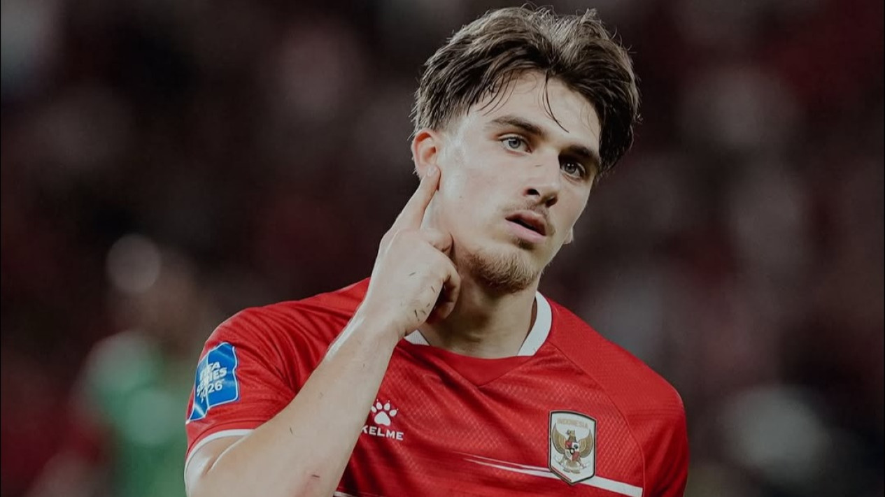 Persija 'Diguyur' Miliaran Rupiah oleh FIFA usai Mauro Zijlstra Cedera di Timnas Indonesia, Langsung Boyong Ragnar Oratmangoen dan Joey Pelupessy?
            - galeri foto