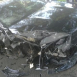 Kurang Konsentrasi, Mercedes Benz Hantam Xpander di Tangerang Hingga Ringsek Parah