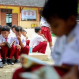 Indeks Pembangunan Manusia Jawa Barat 2025 Lampaui Target, Kualitas Hidup dan Pendidikan Masyarakat Meningkat