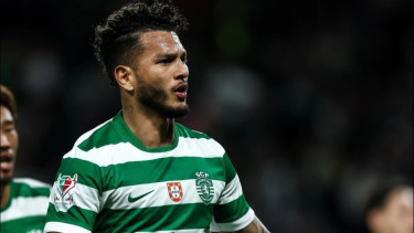 Deja Vu Sang Predator! Liverpool Siap Pecahkan Rekor Transfer demi Luis Suarez Baru Musim Depan