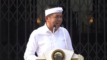 Di Hadapan ASN Pemprov Jabar, Dedi Mulyadi Sebut Dirinya Gubernur Pinggiran