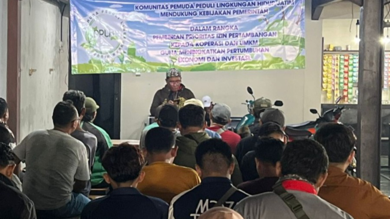 Komunitas Pemuda Lingkungan Jatim Tanggapi Kebijakan Tambang bagi UMKM
            - galeri foto