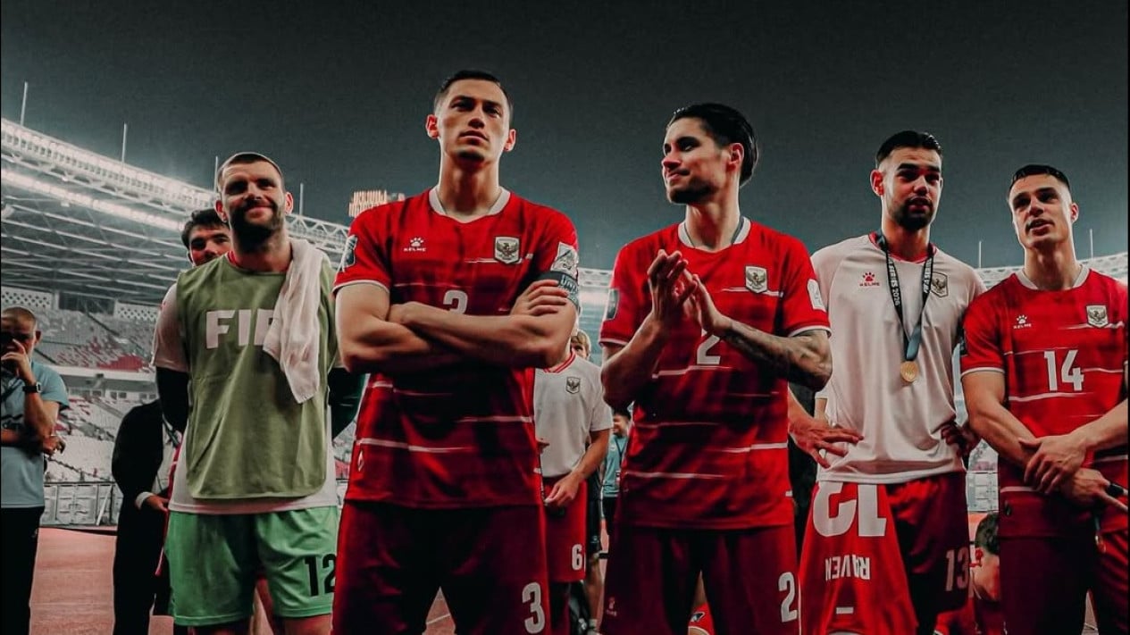 Terpopuler Timnas Indonesia: Bulgaria Sebut Garuda Lebih Oke, John Herdman Butuh Dua Pemain Ini di Lini Depan
            - galeri foto