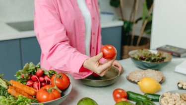 Benarkah Tomat Pantang Dikonsumsi Penderita Gagal Ginjal? Begini Kata Dokter