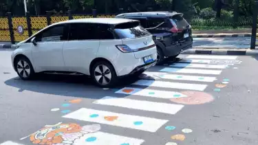 Gubernur Pramono Angkat Bicara soal Zebra Cross Bergambar Pac-Man di Tebet: Kami Sempurnakan Lagi