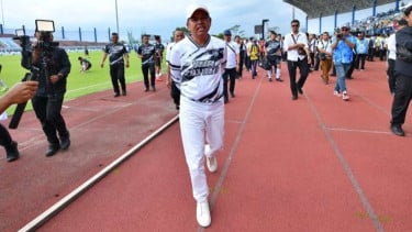 Duel Panas Tim Dedi Mulyadi vs Sekda Jabar di Arcamanik, KDM Turut Beri Instruksi Tegas ke Kadispora Jabar