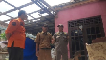 Puting Beliung Mengamuk di Bekasi: 27 Rumah di Cikarang Porak-poranda