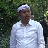 Bukan Cuma Urus Satwa, Dedi Mulyadi Lakukan Aksi Kemanusiaan di Kebun Binatang Bandung