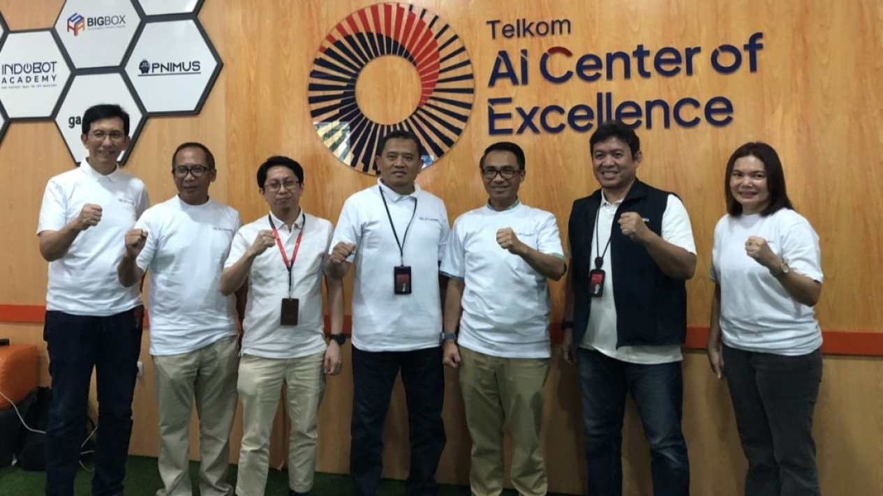 Telkom AI Center Makassar Jadi Motor Baru Inovasi Digital di Indonesia Timur
            - galeri foto
