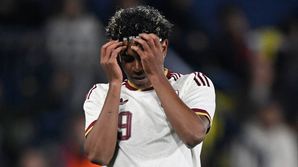 Chant Islamofobia Bergema di Laga Spanyol Vs Mesir, Reaksi Lamine Yamal yang Seorang Muslim Taat Akhirnya Terungkap
            - galeri foto