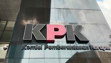 Ketua DPD PDIP Jabar Ono Surono Menyaksikan Langsung Rumahnya Digeledah KPK