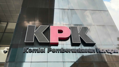 Ketua DPD PDIP Jabar Ono Surono Menyaksikan Langsung Rumahnya Digeledah KPK