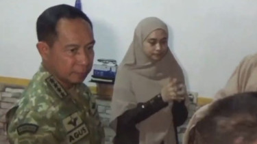 TNI Beri Kenaikan Pangkat Luar Biasa Kepada 3 Prajurit yang Gugur di Lebanon dan Santunan Rp1,8 Miliar