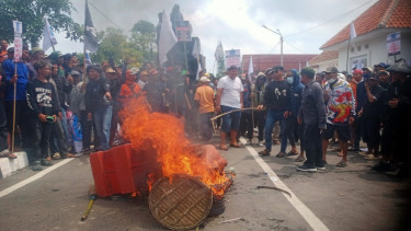 Fasilitas Publik di Indramayu Rusak Usai Aksi Penolakan Proyek Tambak Pemerintah Pusat Ricuh