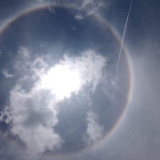 Fenomena Halo Matahari Muncul di Langit Pamekasan Mandura, Jadi Pertanda Datangnya Cuaca Ekstrem