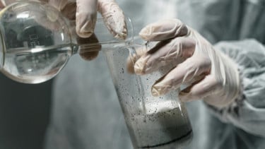 Pelaku Penyiraman Air Keras di Bekasi Miliki Motif Dendam dengan Korban, Tersinggung dan Merasa Direndahkan