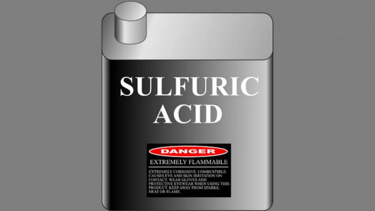 Polisi Beberkan Fakta Baru yang Mencengangkan Terkait Kasus Penyiraman Air Keras di Bekasi
            - galeri foto