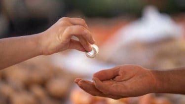 Uang DP Dinyatakan Hangus Akibat Gagal Bayar Cicilan, Bagaimana Hukumnya dalam Agama Islam?