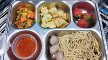 Empat Sekolah Keracunan MBG di Duren Sawit Jaktim, BGN Minta Maaf