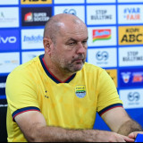 Persib Tanpa 2 Pemain Kunci Hadapi Semen Padang, Bojan Hodak Beri Komentar Berkelas