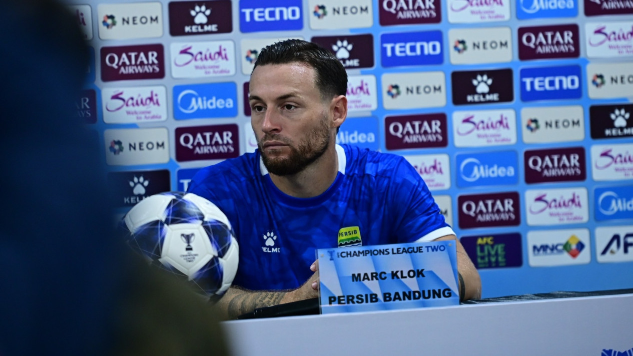 Tiket Semen Padang Vs Persib Bandung Ludes Terjual, Marc Klok Terpacu Beri Kekalahan untuk Tuan Rumah
            - galeri foto