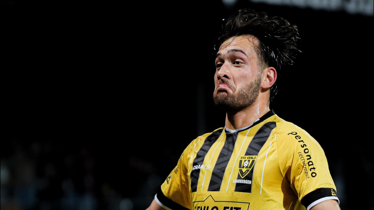 Menggila di Liga Belanda, Striker Keturunan Depok Ini Kirim Sinyal Siap Bela Timnas Indonesia
            - galeri foto