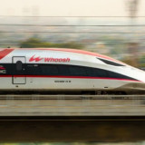 Penjelasan KCIC Soal Video Viral Berhentinya Whoosh di Kopo akibat Benda Asing