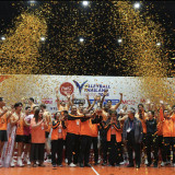 Doni Haryono Kalahkan Rivan Nurmulki Cs, Nakhon Ratchasima Kawinkan Gelar Juara di Liga Voli Thailand 2025-2026