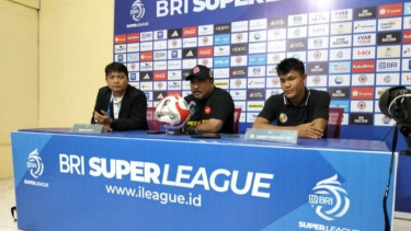 Tak Berdaya! Semen Padang Dibungkam Persib Bandung di Kandang Sendiri