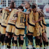 Persija Mulai Keteteran Bersaing dengan Persib Pada Sisa Kompetisi Super League, Manajemen Macan Kemayoran Mulai Beri Peringatan