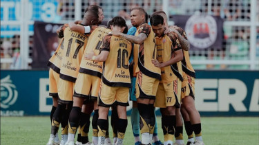 Postingan Persija Jakarta Usai Kalah dari Bayangkara FC Diserbu Suporter Persib Bandung: Bau-bau Hattrick Juara