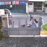 Sadis Seorang Wanita di Semarang Bersimbah Darah Dibacok Begal, Aksi Pelaku Terekam CCTV