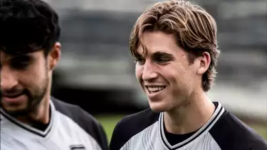 Media Vietnam Soroti Proses Calon Naturalisasi Timnas Indonesia Luke Vickery: Generasi Baru dengan Pengalaman A-League