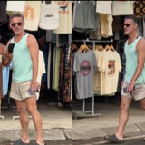 Lagi Asik Bersantai di Pantai Lombok, John Herdman Terima Ajakan Foto Warga Lokal, Diapresiasi Fans Timnas Indonesia