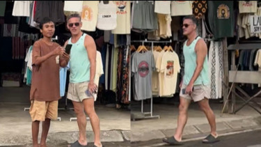 Lagi Asik Bersantai di Pantai Lombok, John Herdman Terima Ajakan Foto Warga Lokal, Diapresiasi Fans Timnas Indonesia