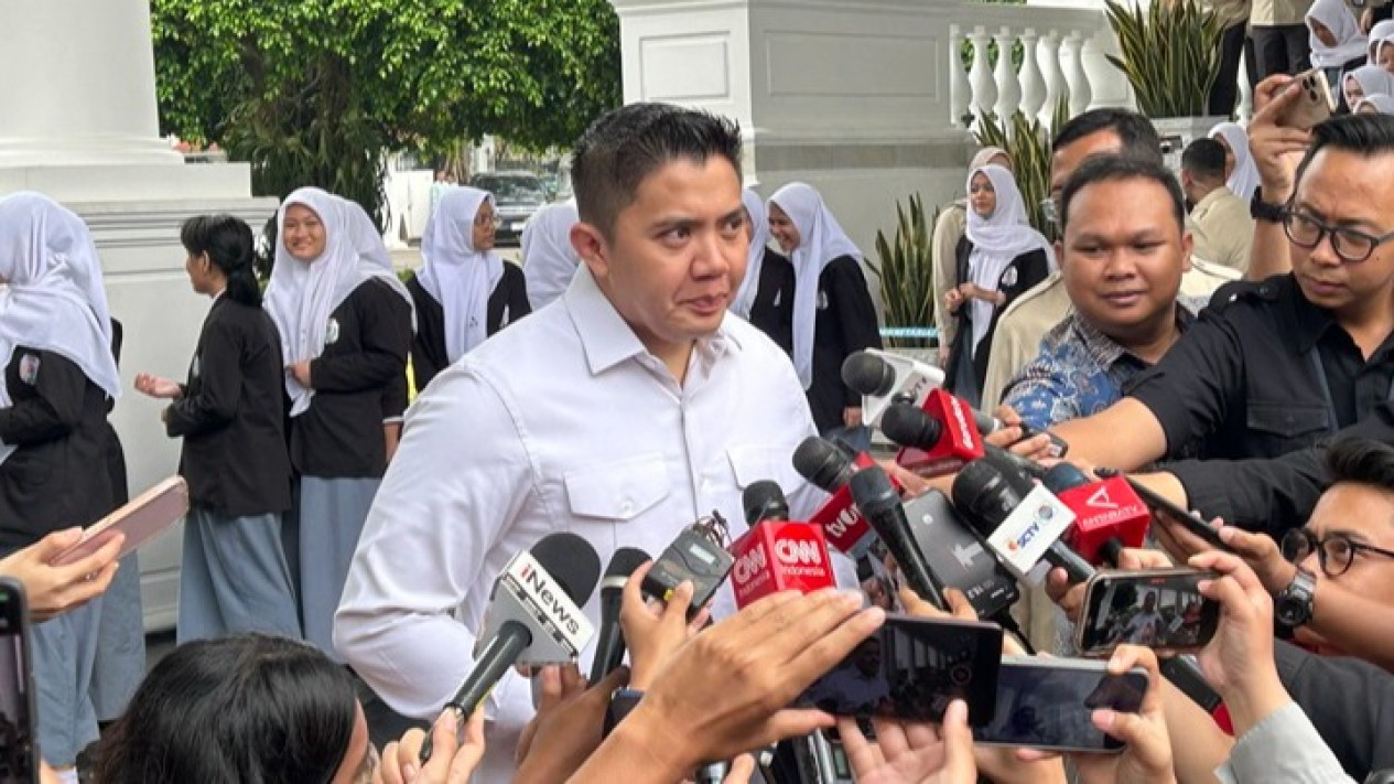 Isu Gaji Menteri Dipotong 25 Persen Mengemuka, Seskab Teddy Tegaskan Belum Ada Keputusan Resmi
            - galeri foto