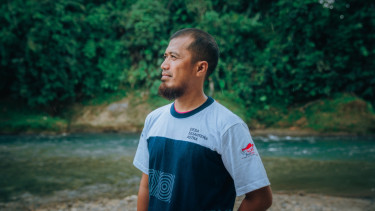 Cerita Warga Desa Nyarai Tinggalkan Penebangan Kayu, Didampingi Astra Dapatkan Penghasilan Lebih Aman