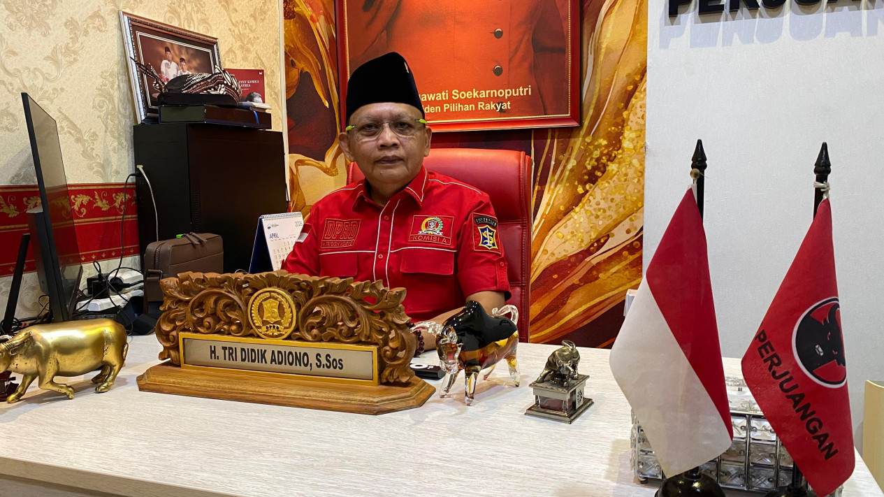 WFH Jumat ASN Surabaya Disorot DPRD, Dinilai Rawan Hari Kejepit
            - galeri foto