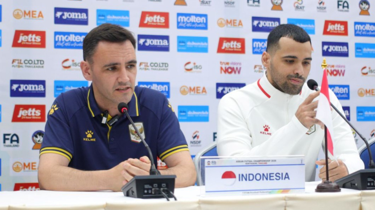 Sempat Kritik Wasit, Hector Souto Sambut Baik Kehadiran Video Support di Semifinal Piala AFF Futsal 2026
            - galeri foto