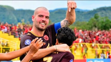 Wiljan Pluim Bongkar Alasan Pemain Naturalisasi Timnas Indonesia Simpan Paspor Ganda, Ternyata Cuma Demi Uang